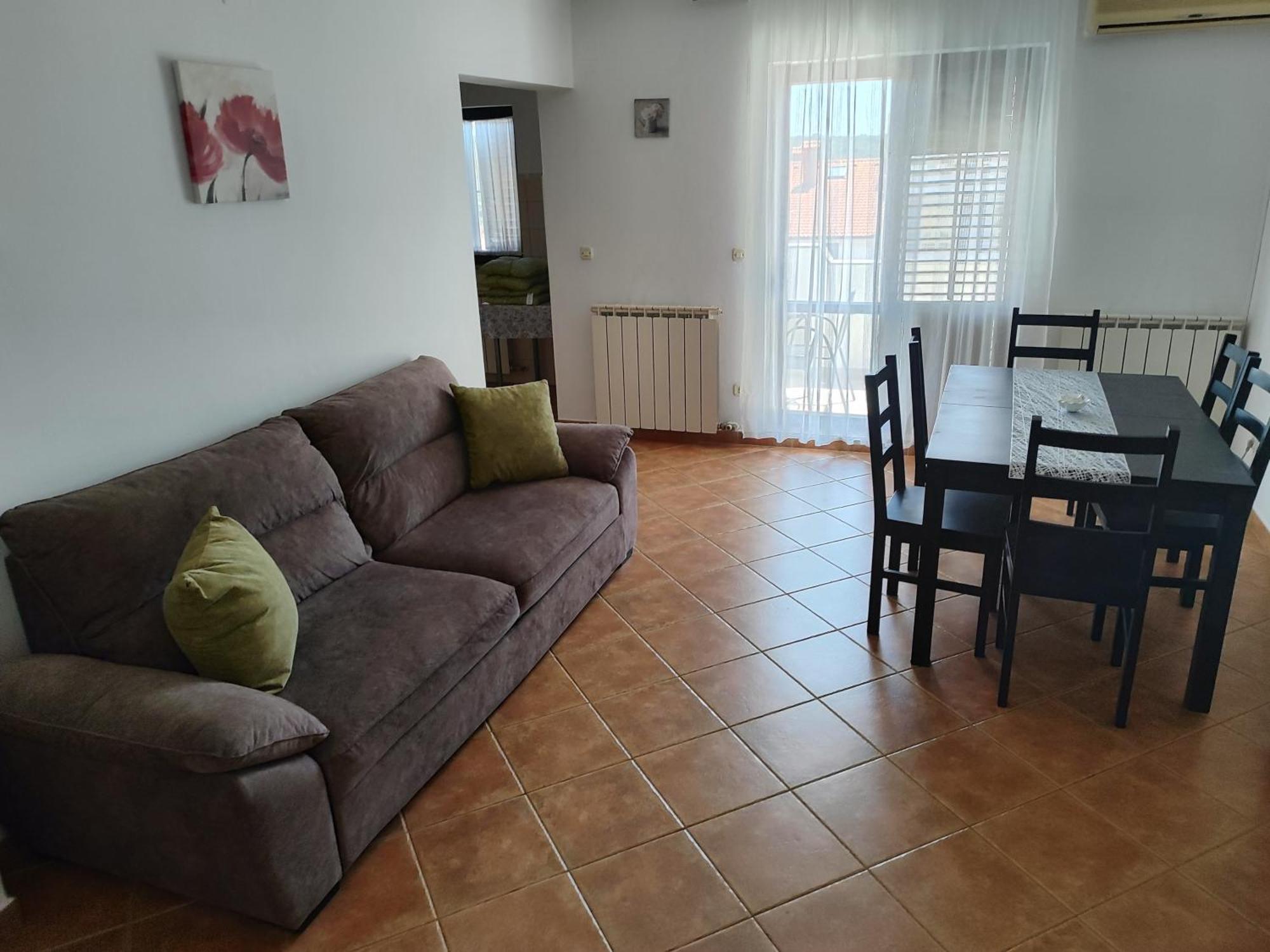Appartamento With A Parking Space - 10429